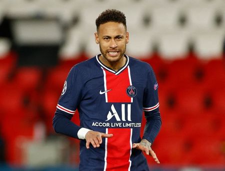 Neymar em partida do PSG contra o Bayern de Munique pela Liga dos Campeões Neymar em partida do PSG contra o Bayern de Munique pela Liga dos Campeões