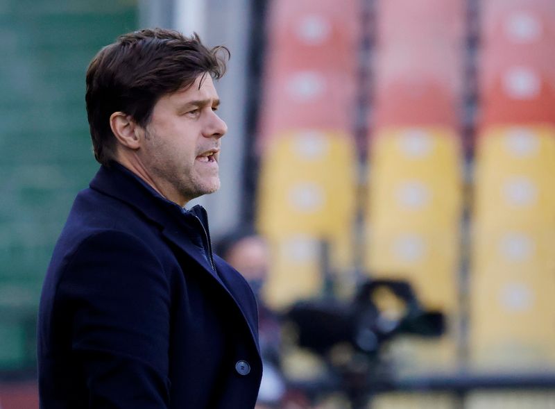 Mauricio Pochettino durante partida do PSG contra o Metz pelo Campeonato Francês