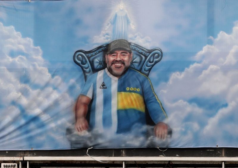 Painel com imagem de Maradona no estádio La Bombonera