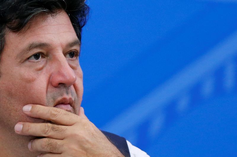 Mandetta durante entrevista em Brasília