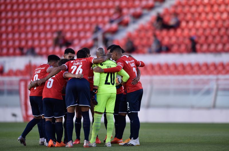 Jogadores do Independiente durante partida da Copa Sul-Americana 2020