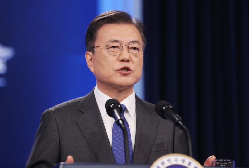 Presidente da Coreia do Sul, Moon Jae-in, discursa no palácio presidencial em Seul