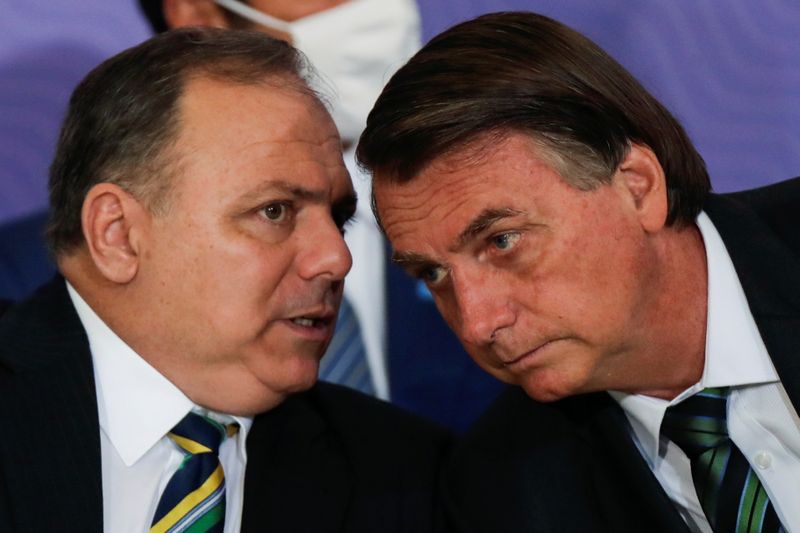 Bolsonaro e Pazuello participam de cerimônia no Palácio do Planalto