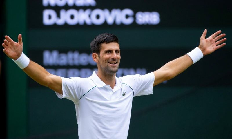 Novak Djokovic comemora título de Wimbledon