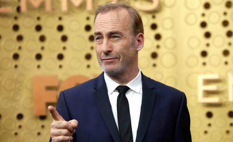 Ator Bob Odenkirk chega para a cerimônia de premiação do Emmy em 2019 Ator Bob Odenkirk chega para a cerimônia de premiação do Emmy em 2019