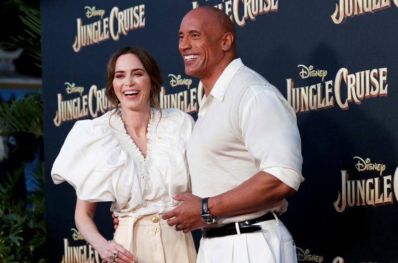 Dwayne Johnson e Emily Blunt na pré-estreia de “Jungle Cruise” na Disneylândia, na Califórnia