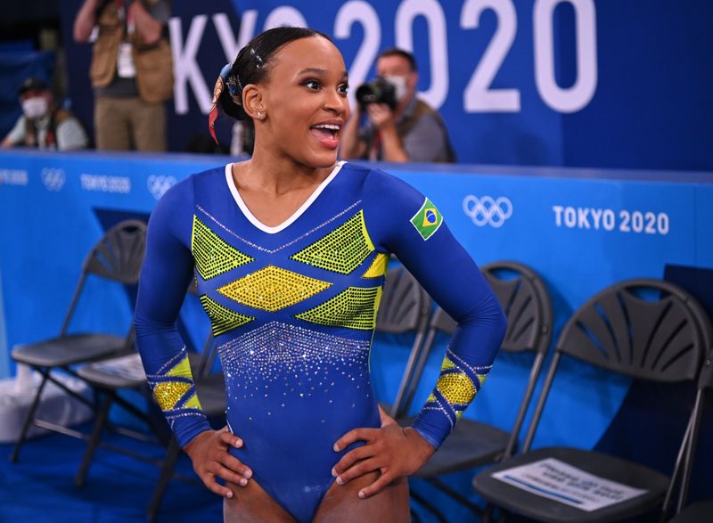 Rebeca Andrade durante final do individual geral na ginástica na Tóquio 2020