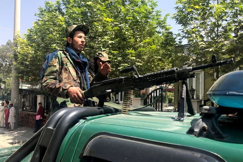 Forças do Taliban patrulham Cabul, capital do Afeganistão