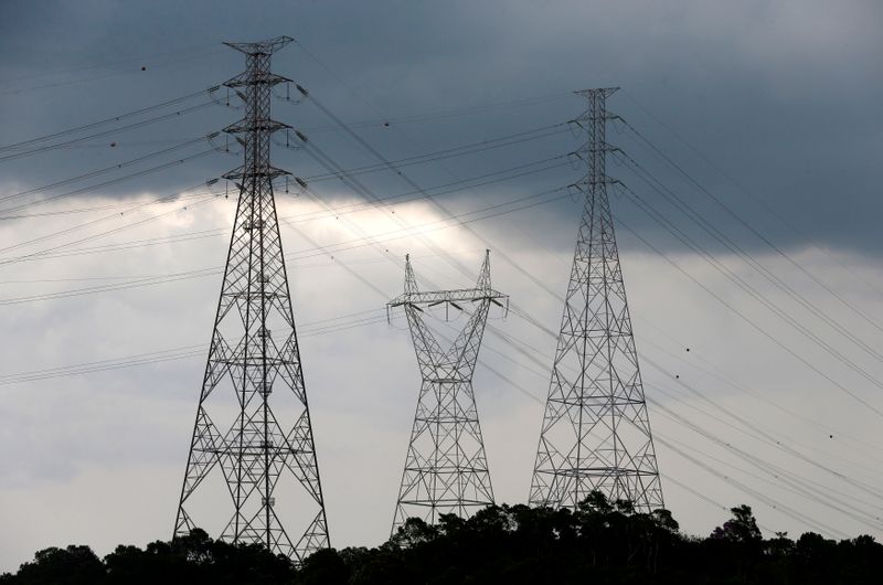 Linhas de transmissão de energia em Diadema (SP)