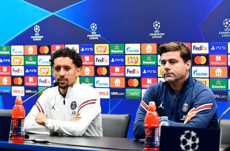 Técnico do PSG, Mauricio Pochettino, e capitão do time, Marquinhos, em entrevista coletiva