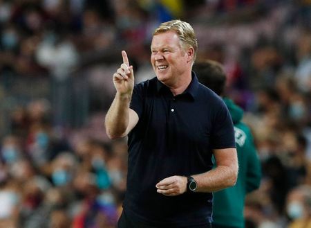 Ronald Koeman durante partida do Barcelona contra o Bayern de Munique pela Liga dos Campeões