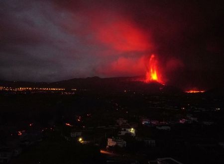 Erupção do vulcão Cumbre Vieja