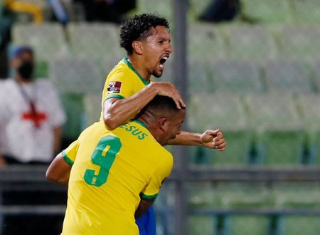 Marquinhos comemora gol marcado durante partida entre Brasil e Venezuela pelas eliminatórias sul-americanas para a Copa do Mundo