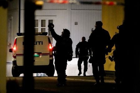 Homem mata várias pessoas na Noruega em ataque com arco e flecha em Kongsberg, na Noruega