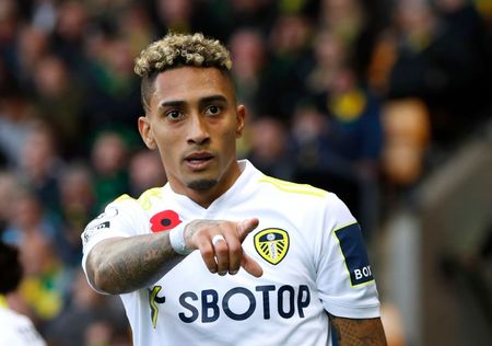 Raphinha durante partida do Leeds contra o Norwich pelo Campeonato Inglês