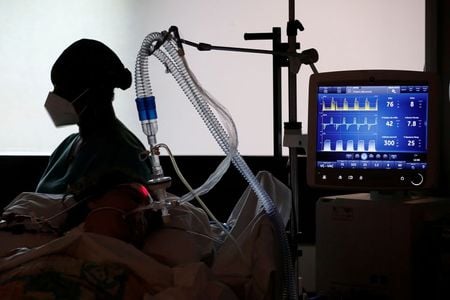 Hospital em Saint-Denis, perto de Paris