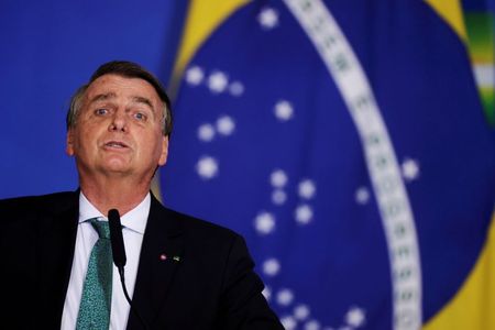 Presidente Jair Bolsonaro participa de cerimônia no Palácio do Planalto