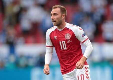 Christian Eriksen durante partida da seleção da Dinamarca contra a Finlândia pela Euro 2020