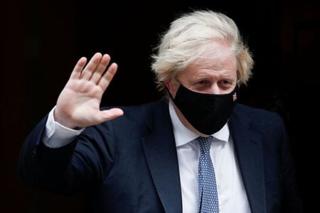 Premiê britânico, Boris Johnson, deixa residência oficial em Londres