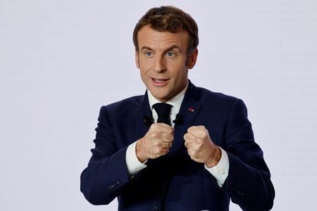 Presidente da França, Emmanuel Macron, durante entrevista coletiva em Paris
