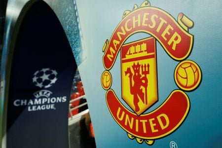 Logo do Manchester United antes de partida pela Liga dos Campeões