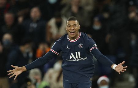 Kylian Mbappé comemora gol durante partida entre Paris St Germain e Monaco pelo Campeonato Francês Kylian Mbappé comemora gol durante partida entre Paris St Germain e Monaco pelo Campeonato Francês