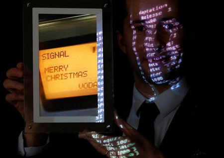 Primeira mensagem de texto a ser leiloada como NFT em Paris