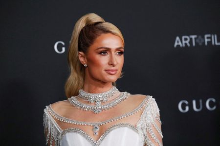 Paris Hilton em versão DJ tocará em ilha virtual no Roblox
