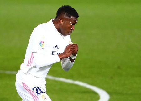 Vinicius Jr comemora gol do Real Madrid contra Real Sociedad Vinicius Jr comemora gol do Real Madrid contra Real Sociedad