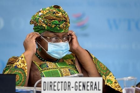 A nova diretora-geral da Organização Mundial do Comércio, Ngozi Okonjo-Iweala. 01/03/2021. REUTERS/Fabrice Coffrini.