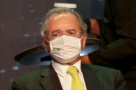 Ministro da Economia, Paulo Guedes, participa de seminário em Brasília