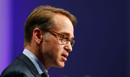 O presidente do Bundesbank, Jens Weidmann, participa do 29º Congresso Bancário Europeu de Frankfurt, na Old Opera House