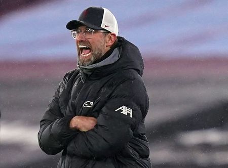 Klopp durante jogo do Liverpool contra West Ham United