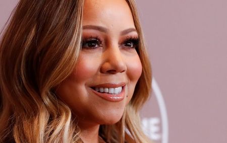 Cantora Mariah Carey em Beverly Hills Cantora Mariah Carey em Beverly Hills