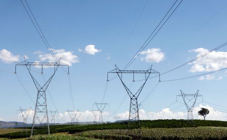 Linhas de transmissão de energia no Brasil Linhas de transmissão de energia no Brasil
