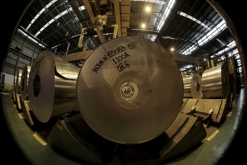 Fábrica de alumínio em Pindamonhangaba, SP REUTERS/Paulo Whitaker