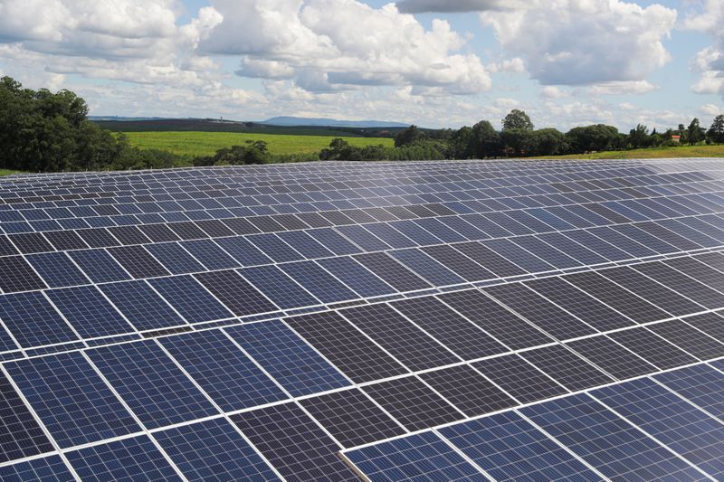 Instalações de geração distribuída com painéis solares em Porto Feliz, interior de São Paulo Instalações de geração distribuída com painéis solares em Porto Feliz, interior de São Paulo