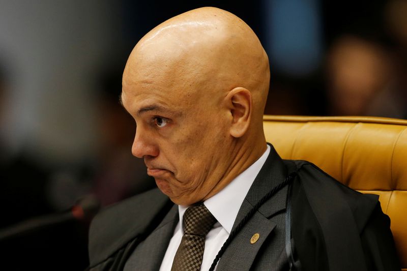 Ministro Alexandre de Moraes durante sessão do STF