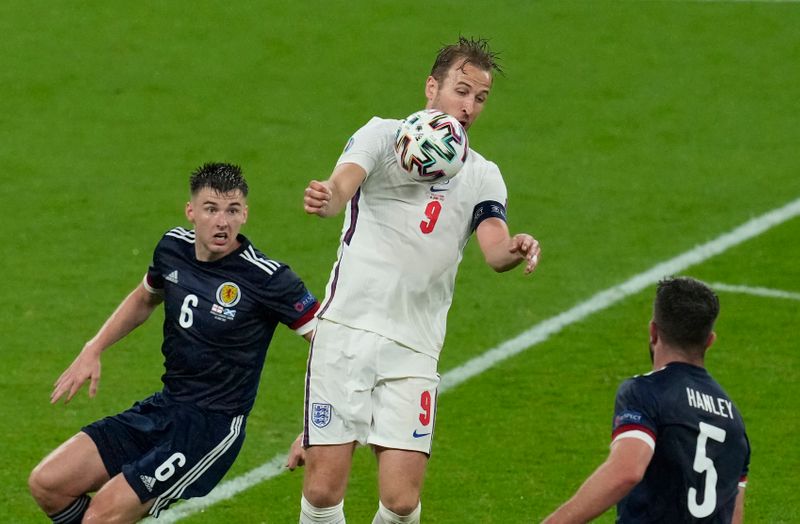 Harry Kane em jogo contra a Escócia em Wembley