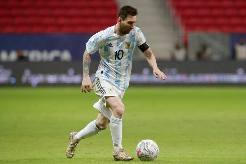 Lionel Messi durante partida entre Argentina e Uruguai pela Copa América Lionel Messi durante partida entre Argentina e Uruguai pela Copa América