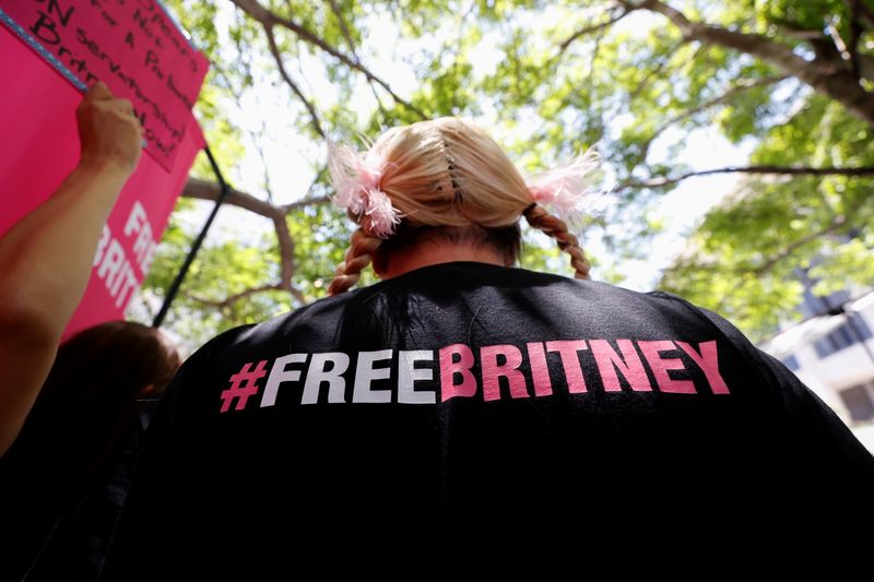 Fã de Britney Spears protesta em apoio à cantora em Los Angeles Fã de Britney Spears protesta em apoio à cantora em Los Angeles