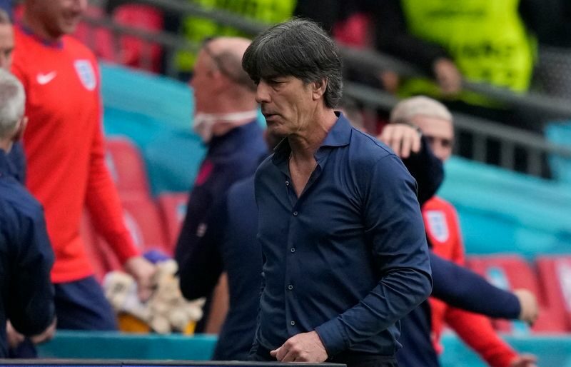 Joachim Loew durante partida entre Alemanha e Inglaterra pela Eurocopa