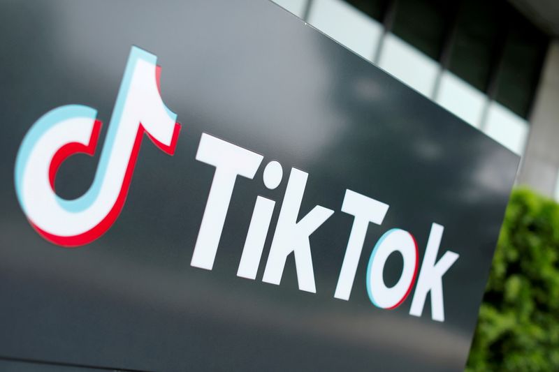 Logo do TikTok fotografado em Culver City, Califórnia (EUA)