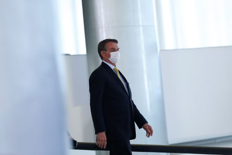 Presidente Jair Bolsonaro antes de cerimônia no Palácio do Planalto