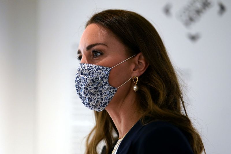 Kate, duquesa de Cambridge, durante visia ao The All England Lawn Tennis and Croquet Club