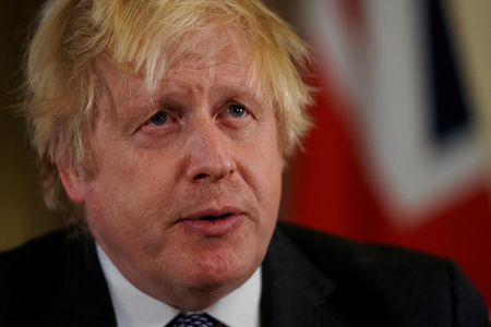 Primeiro-ministro do Reino Unido, Boris Johnson, grava pronunciamento à nação em Londres