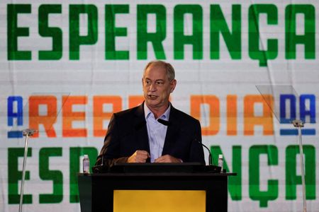 Ciro Gomes lança pré-candidatura à Presidência