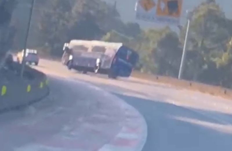 tomba-onibus