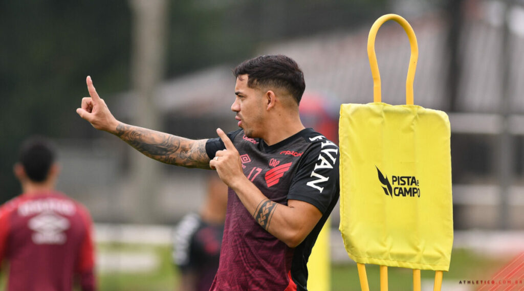 treino athletico penarol