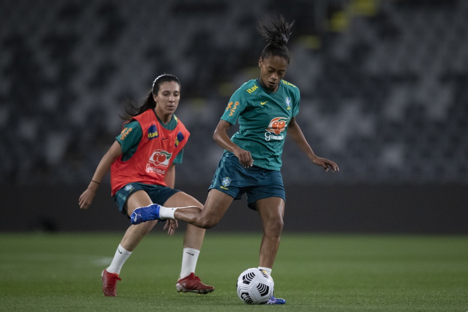 treino-selecao-feminina